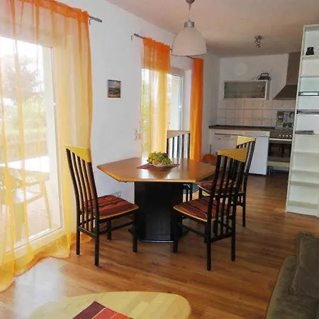 Kiebitz 8 - Zwischen Ostsee Und Einkaufsmoeglichkeiten * Graal-Mueritz