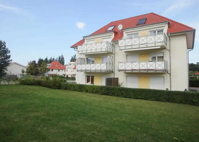 Kiebitz 8 - Zwischen Ostsee Und Einkaufsmoeglichkeiten
